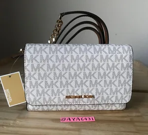 Michael Kors Purse thumbnail 1