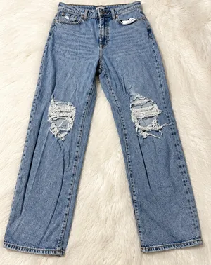 Wild Fable High Rise Straight Jeans Size 8 thumbnail 1