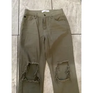 Kancan Olive Green Distressed Ripped Straight Leg Jeans Women Size 25 thumbnail 2