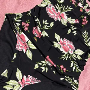 Crane swim suit Size M thumbnail 3