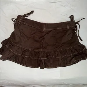 Edikted brown linen mini ruffle skirt thumbnail 3