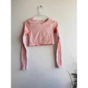 Lululemon Ebb to Street Long Sleeve Ribbed Crop Top Pink‎ Size 4 dye thumbnail 2