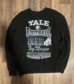 yale crewneck Black Size L thumbnail 1