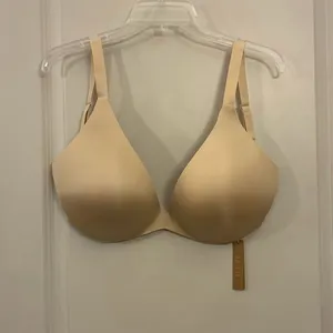 Skims Body wireless super push-up bra size 34H thumbnail 2