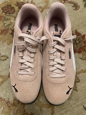 Puma Pink Suede Low-Top Sneakers thumbnail 1