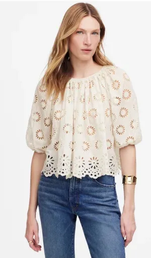 NWT Madewell Embroidered Shirred Puff-Sleeve Top - Size: Small thumbnail 1