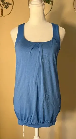 Lululemon Nouveau Limits Tank in Porcelain Blue Size 4 thumbnail 1