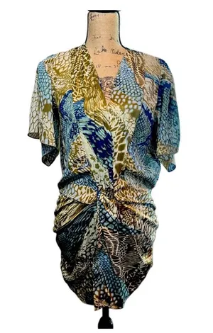 Akira Chicago Ruched Abstract Print Tunic in Blue/Green/Gold thumbnail 1