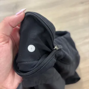 Lululemon Speed Up Short Long 4" Women Size 8 Black thumbnail 2