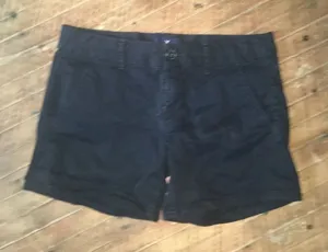 American Eagle 6 stretch black normcore midi shorts thumbnail 1