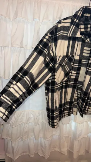 ZARA Flannel Shacket thumbnail 4