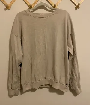 Roxy Tan Textured Crewneck Size Large thumbnail 1