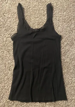 Victoria's Secret Tank thumbnail 1