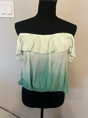 Free People Cora Lee Women’s Off-Shoulder Ruffle Ombre Green Blouse Size L thumbnail 2