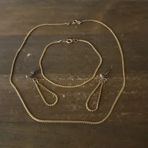 Vintage gold tone chain necklace, bracelet and earrings set thumbnail 2