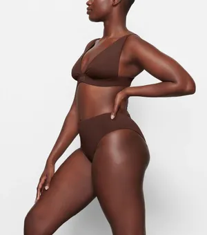 SKIMS SIGNATURE SWIM PLUNGE BIKINI TOP Large Cocoa NWT thumbnail 2