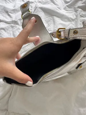 Silver purse thumbnail 2