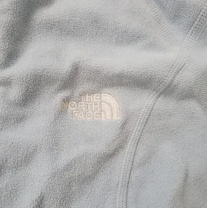 The North Face Women’s Light Blue Fleece Hooded Jacket Size Medium thumbnail 3