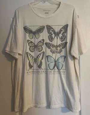 American Eagle oversized Butterfly Graphic Tee thumbnail 1