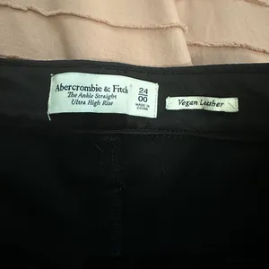 Leather Pants thumbnail 6