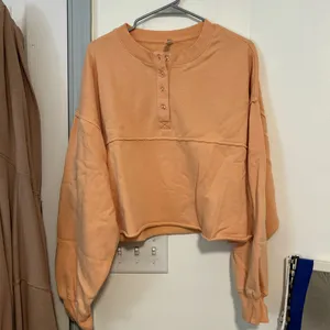 PacSun Cropped Crewneck thumbnail 1