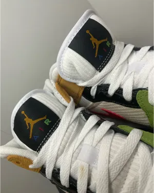 Air Jordan 1 Mid woman’s size 6.5 Messy Room DR6957-100 athletic thumbnail 6