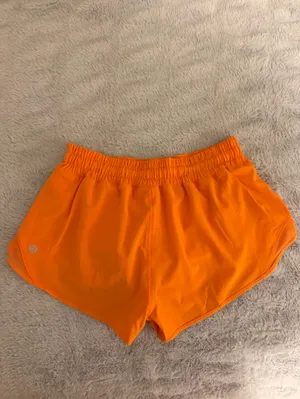 Lululemon Hotty Hot Short 2.5 thumbnail 8