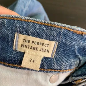 Madewell The‎ Perfect Vintage Jean High Rise Tapered Leg Medium Wash Denim Sz 24 thumbnail 4