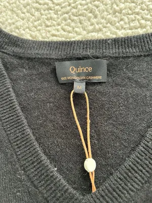 Quince Mongolian Cashmere V-Neck Sweater Black Size M thumbnail 10