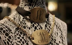 “W” Beaucoup Designs Jewelry The Laiton Collection Brass Initial Letter Charm thumbnail 1