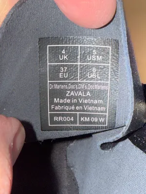 Dr Martens Zavala size 5W with certification of authenticity thumbnail 9