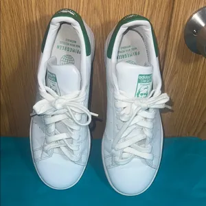 Adidas White and Green Stan Smith Sneakers thumbnail 3