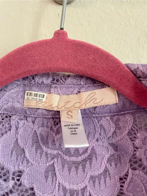 Anthropologie Hutch Lavender Sheer Floral Lace Buttondown Shirt Size Small thumbnail 4
