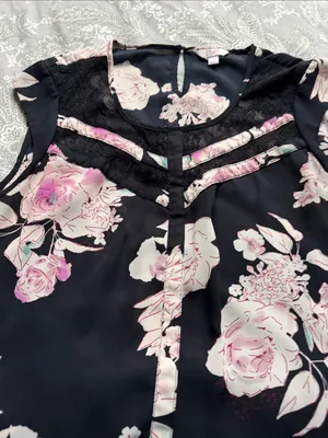 Candie's Black Sleeveless Blouse with Pink Floral Lace Yoke thumbnail 3