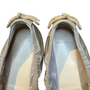 Cole Haan Shoes Womens Size 6 Beige Patent Leather Ballet Flats Bow‎ D42512 thumbnail 3