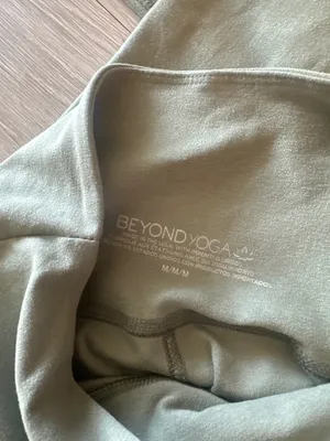 Beyond Yoga Leggings At Your Leisure High-Waisted thumbnail 4