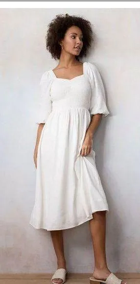 Petal & Pup TUILLY Sundress Bishop Sleeves & Sweetheart neck Size MEDIUM NEW thumbnail 1