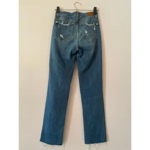 Judy Blue Straight Fit Distressed Frayed Medium Rise Jeans Women's size 3 / 26 thumbnail 7