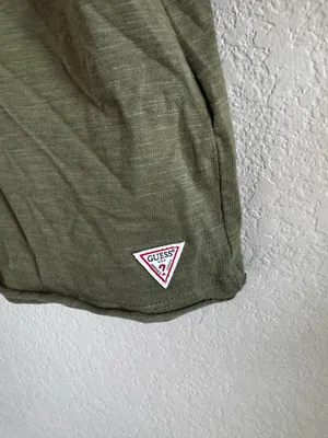 Guess Cropped Short Sleeve Tee L Green thumbnail 2