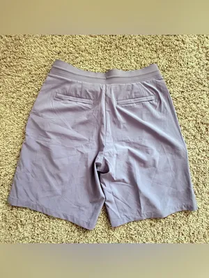 Athleta Venture Bermuda Shorts Women’s Size 6 Tempest Violet Pleated Stretch thumbnail 3