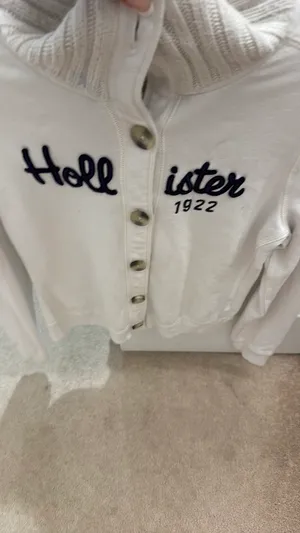 Hollister Y2K Button-Up Sweater  thumbnail 2