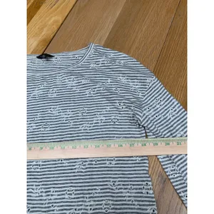 Lucky Brand Womens Grey White‎ Striped Floral Eyelet Long Sleeve Knit Top Small thumbnail 2