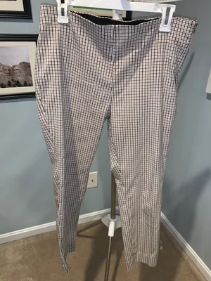 A New Day Capris Dress Pants thumbnail 1