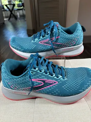 Brooks Levitate Women’s Size 8 Teal Pink Running Athletic Shoes thumbnail 2