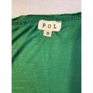 POL Women’s Green Scoop Neck Short Sleeve Shirt Size S (F25) thumbnail 2