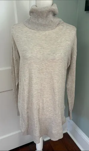 H&M Cream Ribbed Turtleneck Sweater Tunic Merino Blend Oatmeal Size Small thumbnail 1