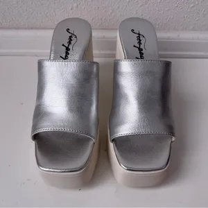 Jeffrey Campbell Silver Platform Heels thumbnail 3