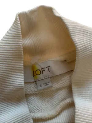 LOFT Ivory Snowflake Embroidered Mock Neck Sweatshirt Winter Cozy Small in GUC thumbnail 7