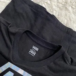 Vans Black Graphic Tee Short Sleeve Shirt Holographic Shiny Spell Out Logo thumbnail 5