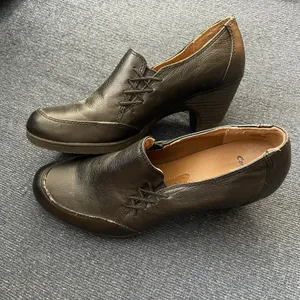 I Love Comfort Shoes Women’s Size 9 Slip On‎ Black Leather Non-Slip Work Office thumbnail 2